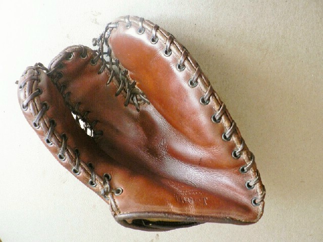Spalding 160T Front
